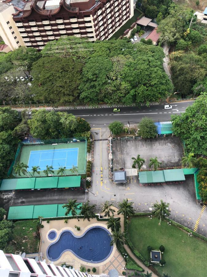 Beach Resort Home Stay Sri Sayang Apartment Batu Ferringhi 2Bedroom מראה חיצוני תמונה
